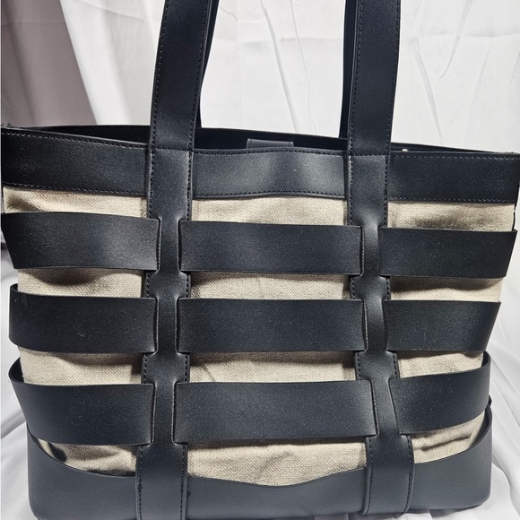 French Connection Black and Tan Woven Tote Bag - Picture 2 of 3